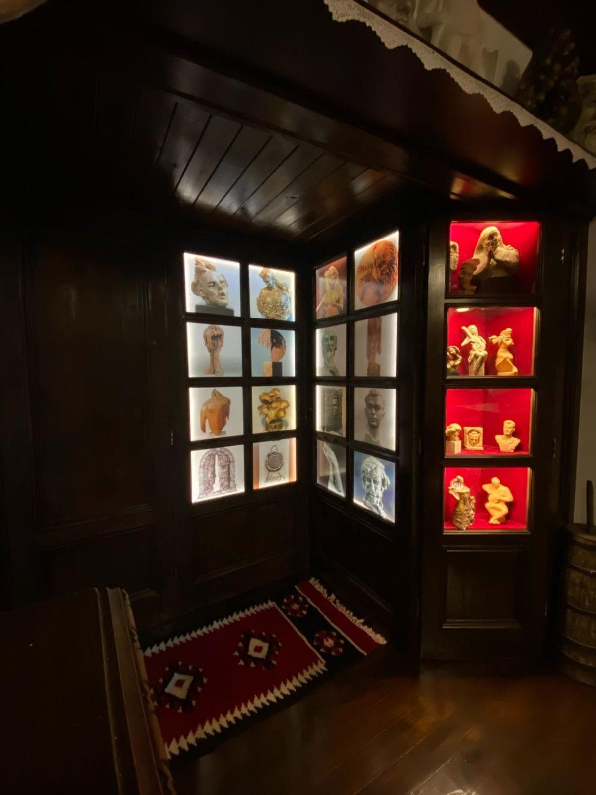 Oda E Skulptorit-Unesco Quarter Берат Екстериор снимка